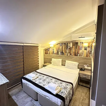 Street61 Aparthotel 3*