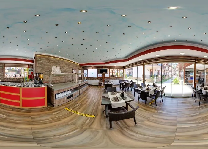 Street61 Aparthotel 3*